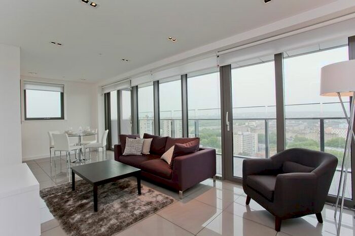 2 Bedroom Flat To Rent In The Triton Building, Euston, NW1