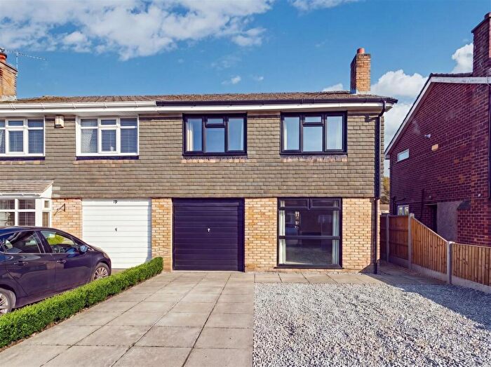 3 Bedroom Semi-Detached House For Sale In Easedale Drive, Ainsdale, Southport, PR8