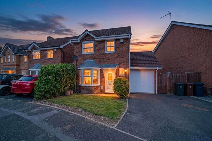 3 Bedroom Detached House For Sale In Felton Grove, Solihull, B91