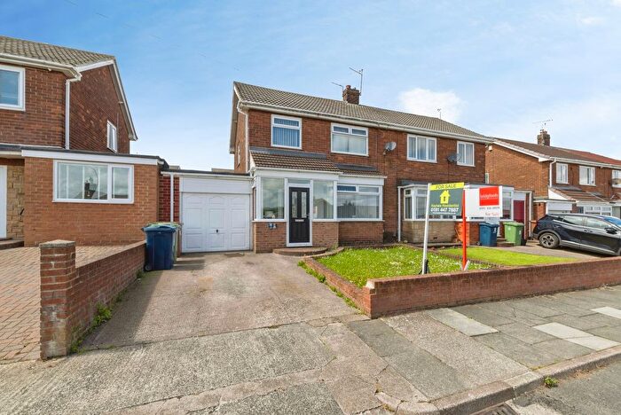 3 Bedroom Semi-Detached House For Sale In Westmorland Avenue, Washington, Tyne And Wear, NE37