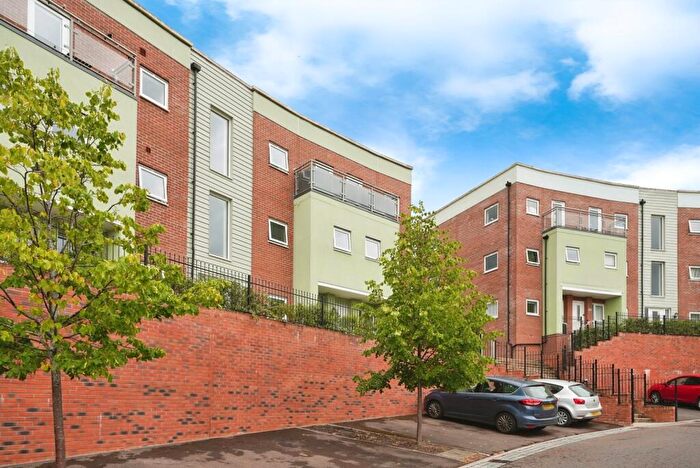 2 Bedroom Flat For Sale In Fairford Road, Cheltenham, Gloucestershire, GL52
