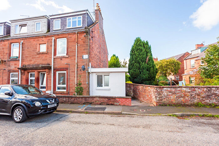1 Bedroom Flat For Sale In Woodside Terrace, Dumfries, DG2