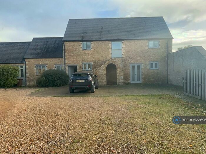 4 Bedroom End Of Terrace House To Rent In Oxney Grange, Eye, Peterborough, PE6