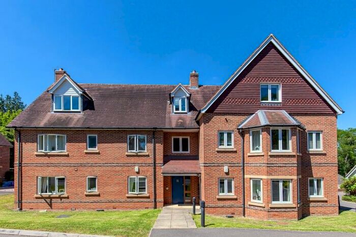 2 Bedroom Apartment To Rent In Dean Court Road, Oxford, OX2