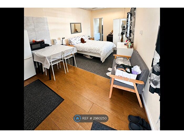 2 Bedroom Studio To Rent In London Road Nearby To Hospital/Uni, Reading, RG1