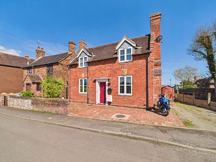3 Bedroom Cottage For Sale In King Street, Broseley, Shropshire, TF12