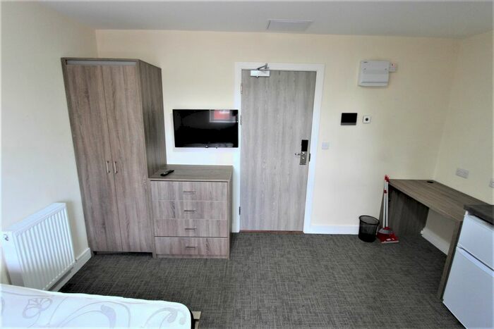Studio To Rent In Clay Lane, Coventry, CV2
