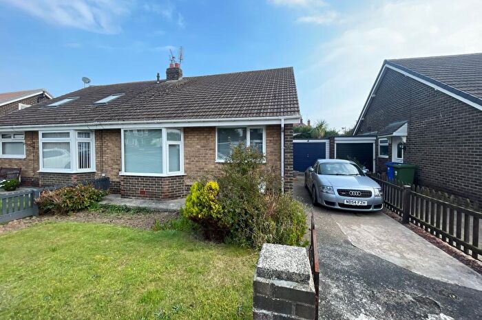 2 Bedroom Semi-Detached Bungalow For Sale In Astley Gardens, Seaton Sluice, Whitley Bay, NE26