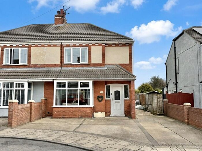 3 Bedroom Semi Detached House For Sale In Walker Avenue, Scartho, Grimsby, DN33