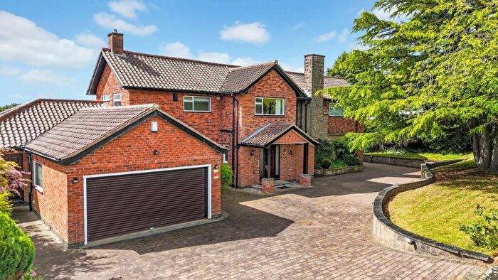 5 Bedroom Detached House For Sale In Dormy Close, Bramcote, NG9