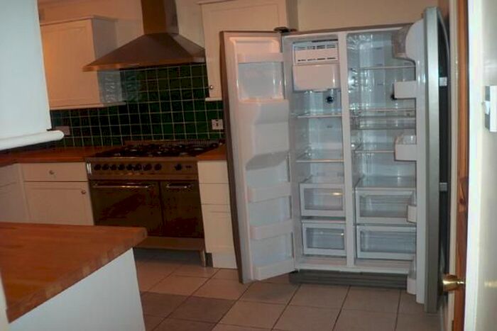 4 Bedroom Detached House To Rent In Borgard Road, London, SE18