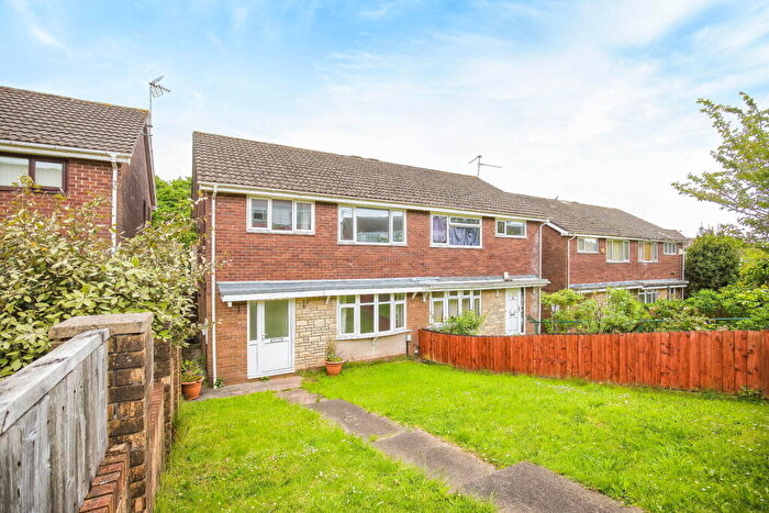 3 Bedroom Terraced House For Sale In Bryncyn, Cardiff, CF23