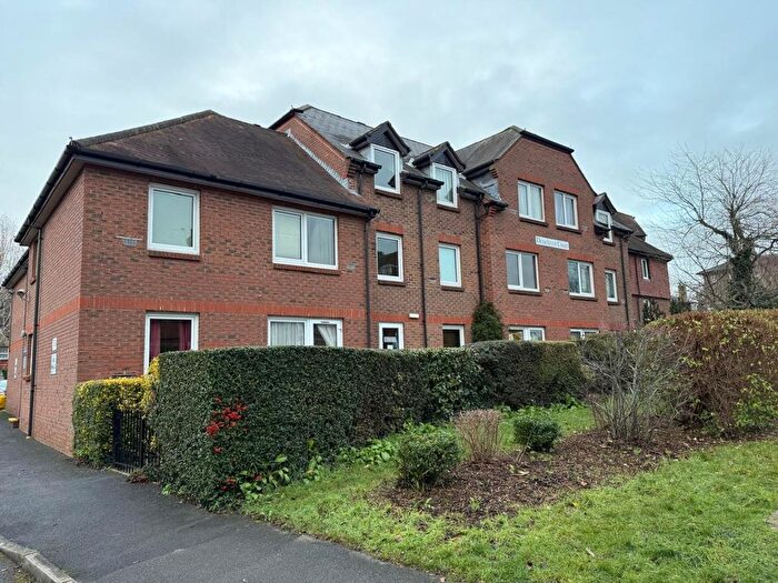 1 Bedroom Flat To Rent In York Road, Guildford, GU1