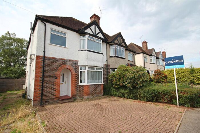 4 Bedroom Semi Detached House To Rent In Grantley Road, Guildford, GU2