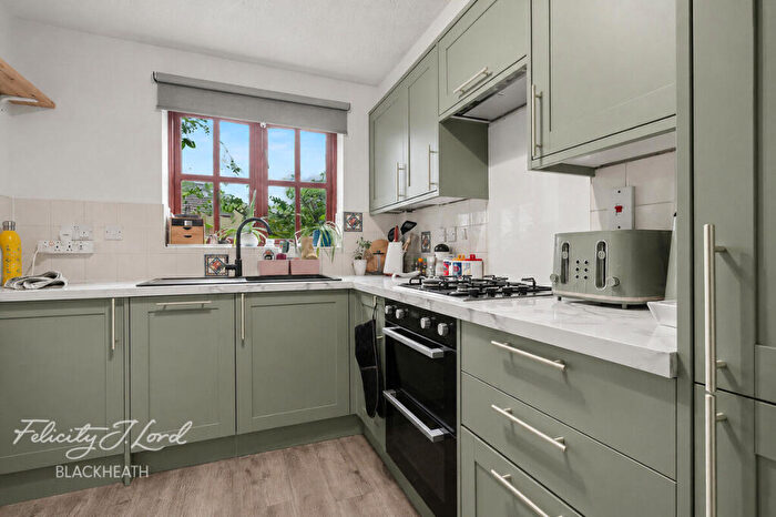 3 Bedroom End Of Terrace House To Rent In Hither Farm Road, London, SE3