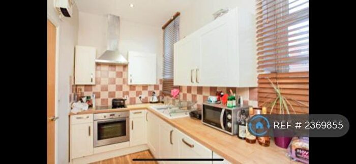 2 Bedroom Flat To Rent In Nightingale House, Nottingham, NG3