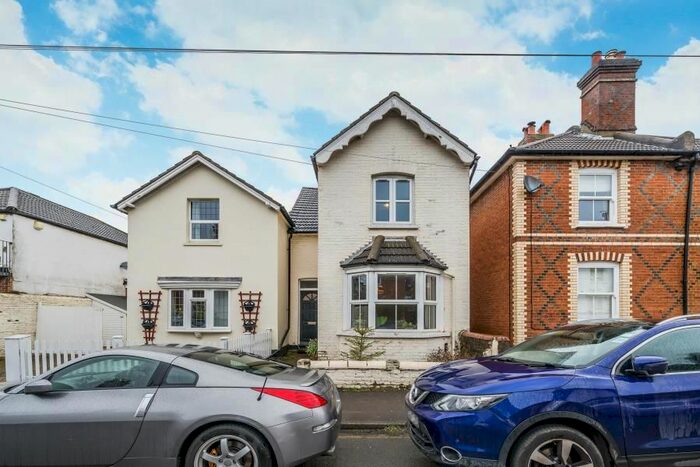 2 Bedroom Semi-Detached House To Rent In Markenfield Road, Guildford, GU1