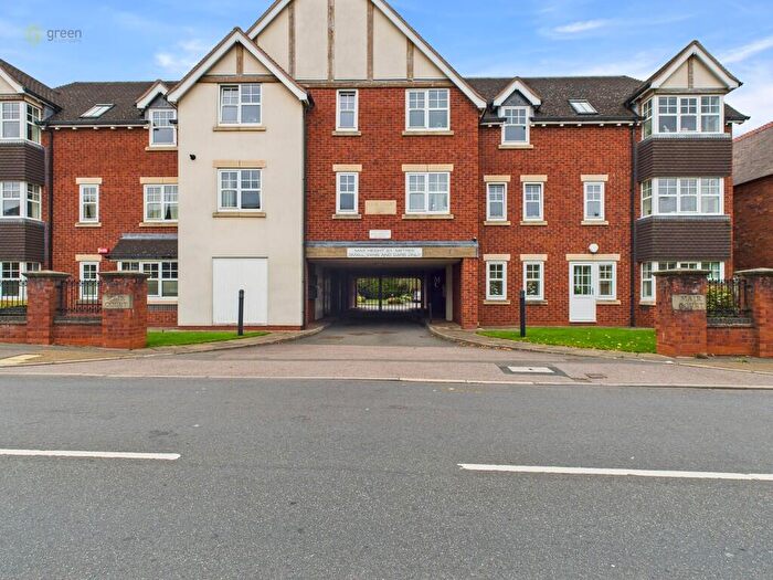 2 Bedroom Apartment For Sale In Wigginton Road, Tamworth, B79