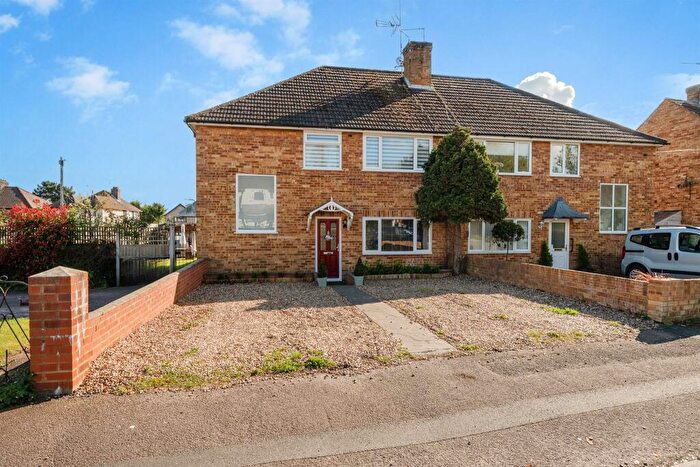 2 Bedroom Apartment For Sale In Wessex Way, Maidenhead, SL6