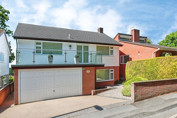 4 Bedroom Detached House For Sale In Orchard Close, Corfe Mullen, Wimborne, Dorset, BH21