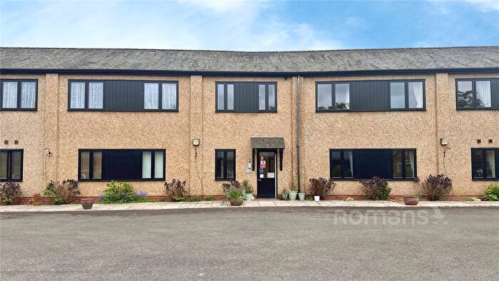 2 Bedroom Flat For Sale In Beaumont Village, Alexandra Road, Aldershot, GU11