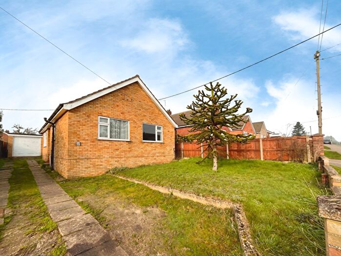 2 Bedroom Bungalow To Rent In Lilian Road, Norwich, NR10