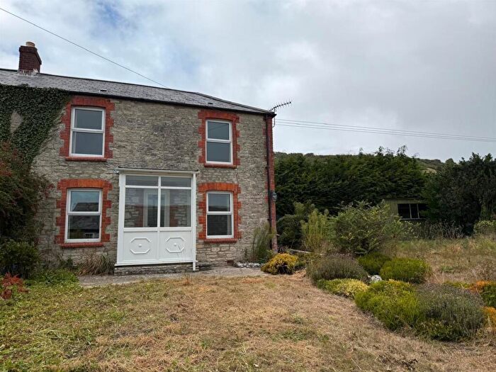 3 Bedroom Semi-Detached House For Sale In Back Street, Portesham, Weymouth, DT3