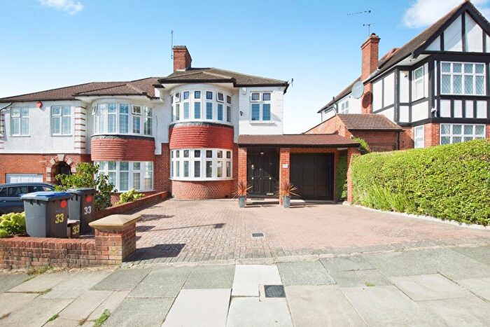 3 Bedroom Semi-Detached House For Sale In South Lodge Drive, London, N14