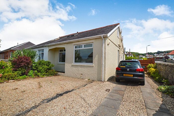 4 Bedroom Semi-Detached House For Sale In Holehouse Road, Largs, KA30