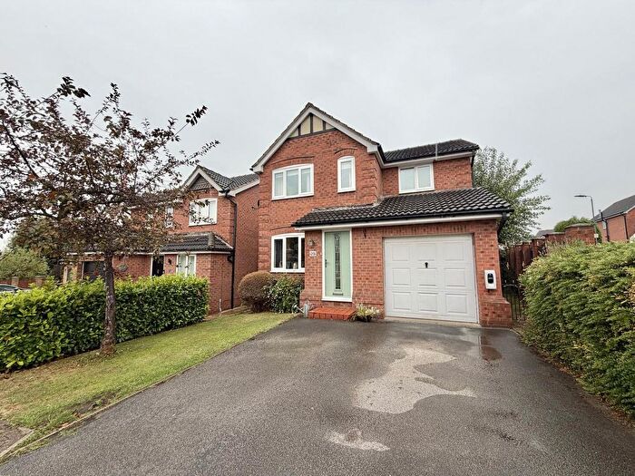 3 Bedroom Detached House For Sale In Brindle Park Drive, Castleford, WF10