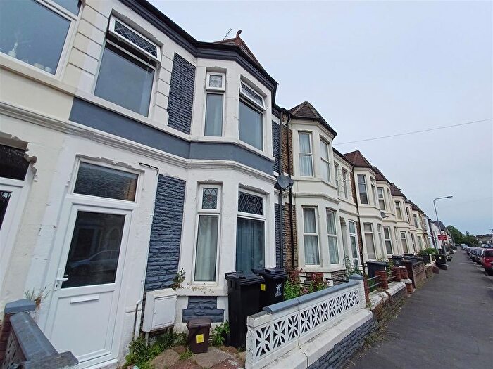 2 Bedroom Flat To Rent In Monthermer Road, Cardiff, CF24