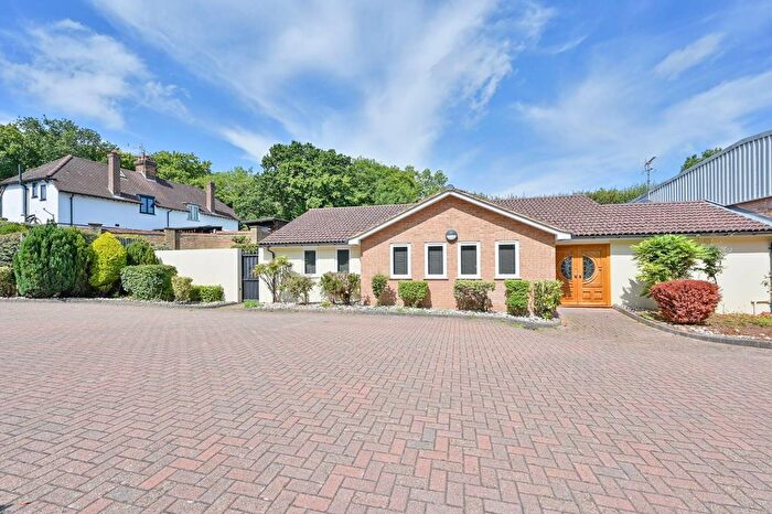 3 Bedroom Bungalow To Rent In Oxhey Lane, Bushey, Carpenders Park, WD19