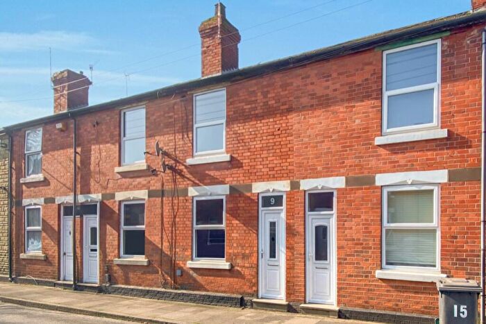 2 Bedroom Terraced House For Sale In Wellington Street, Stapleford, Nottingham, Nottinghamshire, NG9