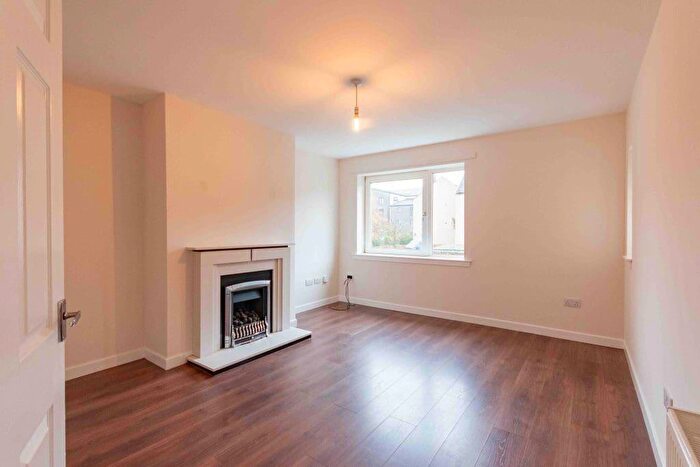 2 Bedroom Flat To Rent In L Telford Drive, Edinburgh, EH4