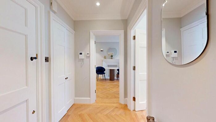 1 Bedroom Flat To Rent In Wimpole Street, London, W1G
