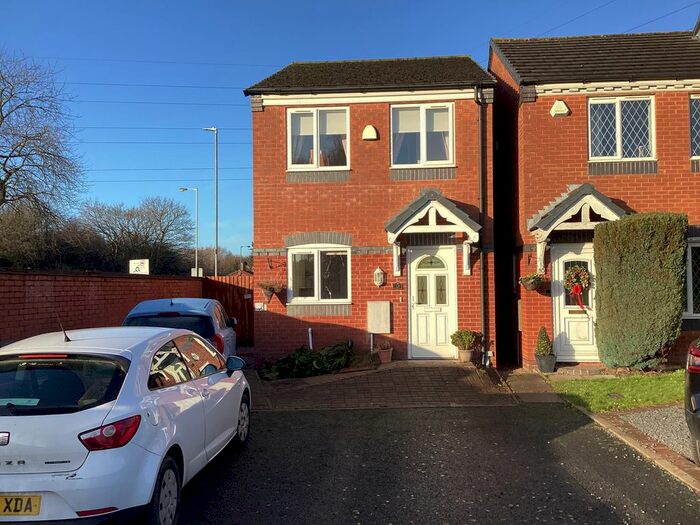 Houses for sale & to rent in WS2 8TW, Bentley Lane, Birchills Leamore