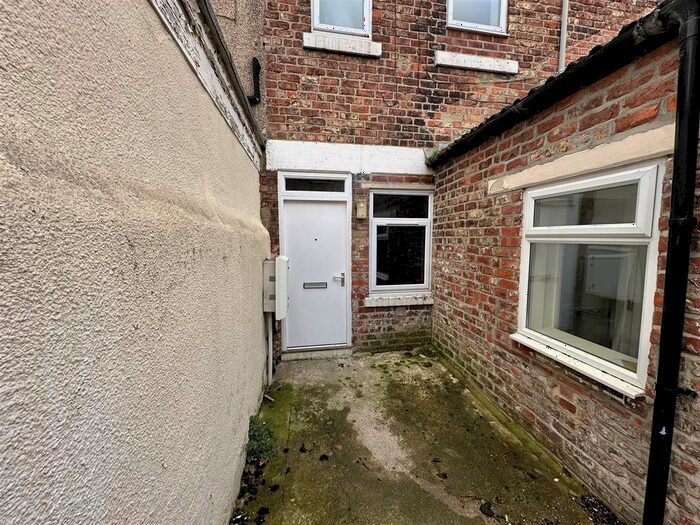 2 Bedroom Flat To Rent In Station Road, Loftus, Saltburn-By-The-Sea, TS13