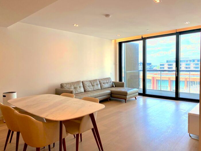 3 Bedroom Flat To Rent In Plimsoll Building, Handyside Street, Kings Cross, N1C