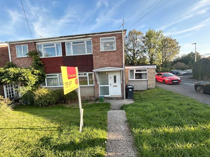3 Bedroom Semi-Detached House To Rent In Kiln Road, Newbury, RG14