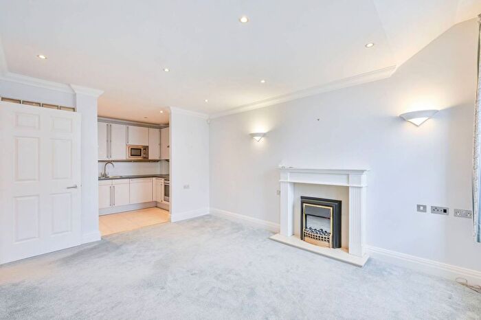2 Bedroom Flat For Sale In Westmoreland Terrace, , Pimlico, London, SW1