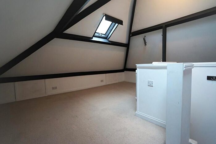 4 Bedroom Semi-Detached House To Rent In Conygre Grove, Bristol, BS34