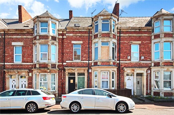 4 Bedroom Maisonette For Sale In Prince Consort Road, Gateshead, NE8