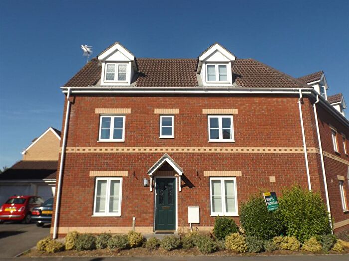 4 Bedroom Semi-Detached House To Rent In Hill Court, Broadlands, Bridgend County Borough, CF31