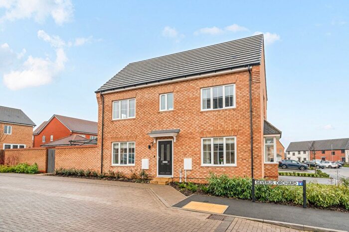 3 Bedroom Detached House For Sale In Severus Orchard, Shefford, SG17