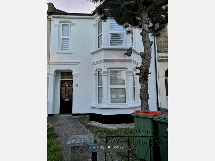 4 Bedroom Terraced House To Rent In Carnarvon Road, London, E15