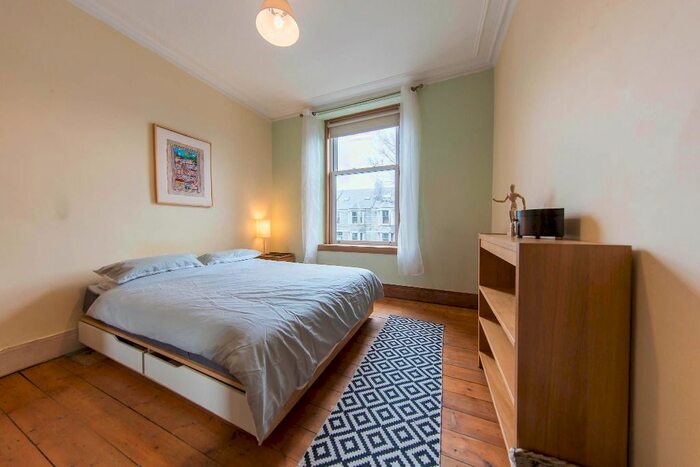 2 Bedroom Flat To Rent In Forest Avenue, Aberdeen, AB15