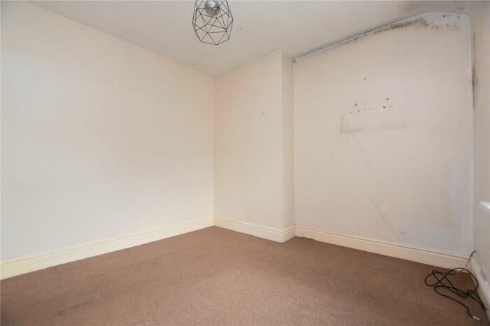 3 Bedroom Terraced House For Sale In Windsor Terrace, Gildersome, Morley, Leeds, LS27