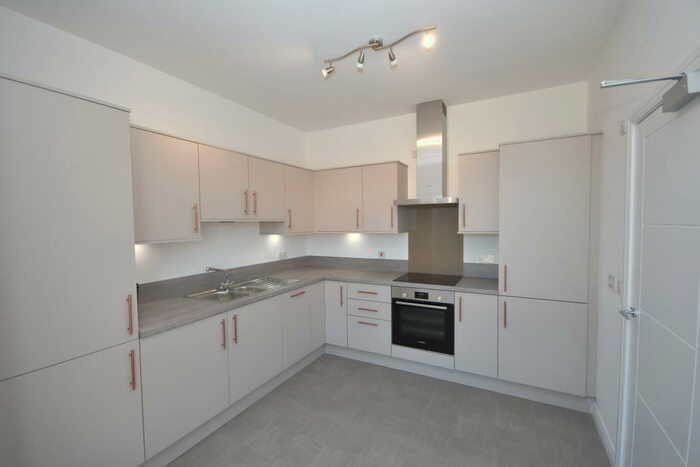 2 Bedroom Flat To Rent In Broomhall Court, Inverness, Inverness, IV2