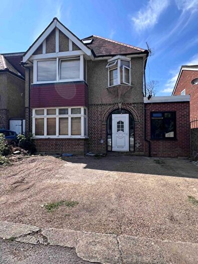 1 Bedroom Studio To Rent In Cleveland Road, Uxbridge, UB8