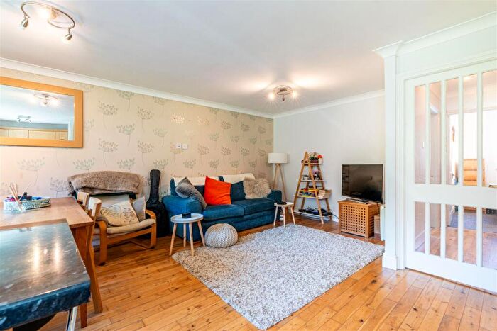 2 Bedroom Apartment To Rent In Deneside Court, Jesmond Vale, NE2